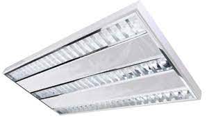 GABINETE MENEN 84W 100-277V 7000lm 65K 60X120