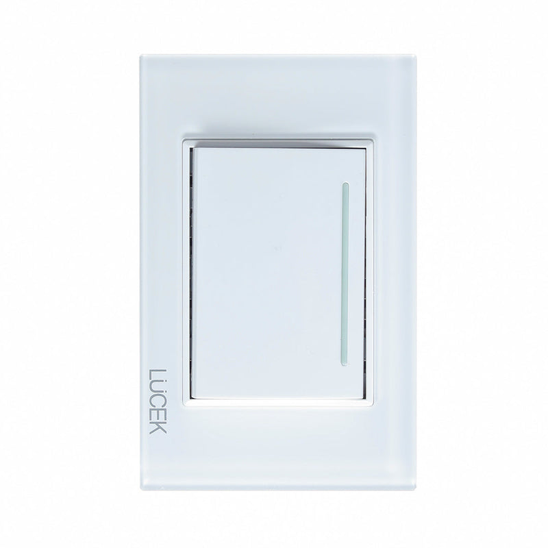 PLACA CON 1 INTERRUPTOR SENCILLO DE 3 MÓDULOS.