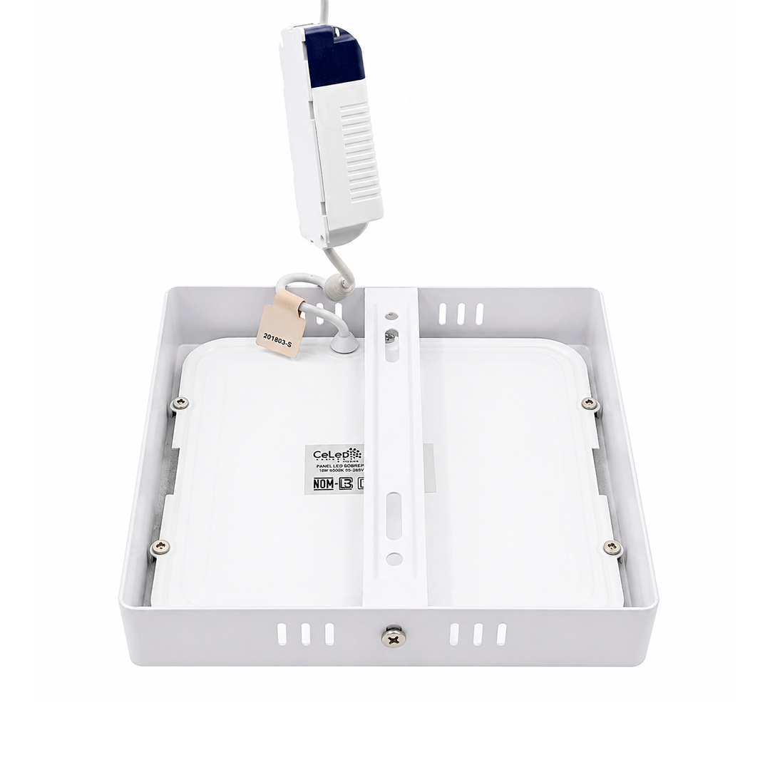 PANEL LED FAT SOBREPONER CUADRADO 12W 30K LUZ CÁLIDA CELED 4350LLI-PL012W500302