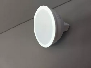Foco LED Luz Cálida Lampara Spot MR16 5.2W 100-240V 365LM 35K