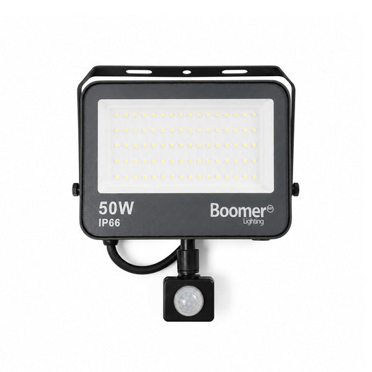REFLECTOR LED SENSOR MOVIMIENTO FOTOCELDA 100W 11,000LM 65K LUZ FRÍA BOOMER FL22058Y