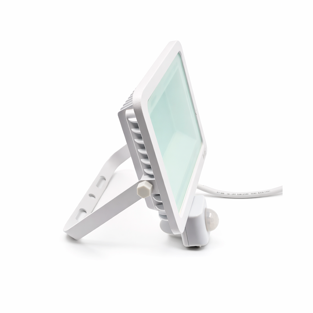 REFLECTOR LED CON SENSOR DE MOVIMIENTO BLANCO 50W 65K LUZ FRÍA BOOMER BLFS-2001-05065